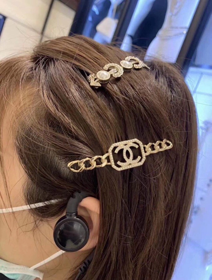 Modern Chanel Hairpins 227020