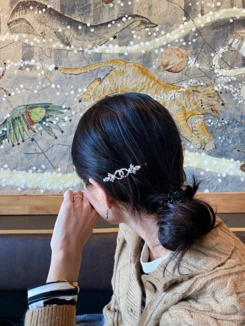 WeatherProof Chanel Hairpins 223640
