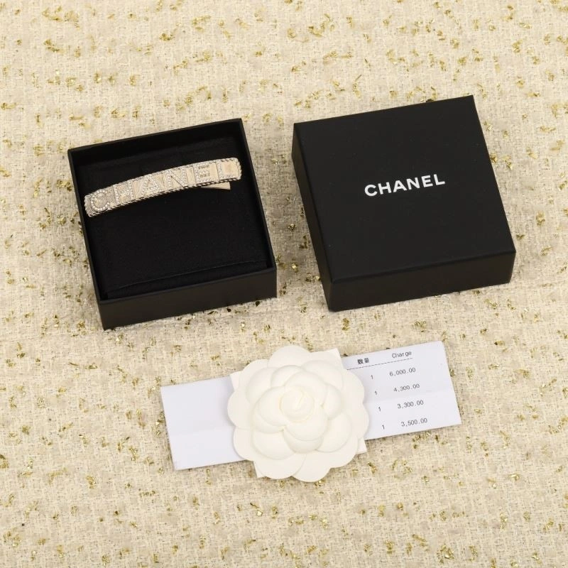 Chanel Hairpins Comfortable 223586