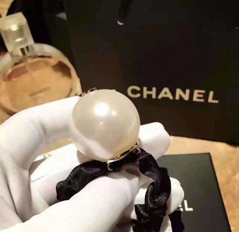 Chanel Hairpins DailyWear 222311