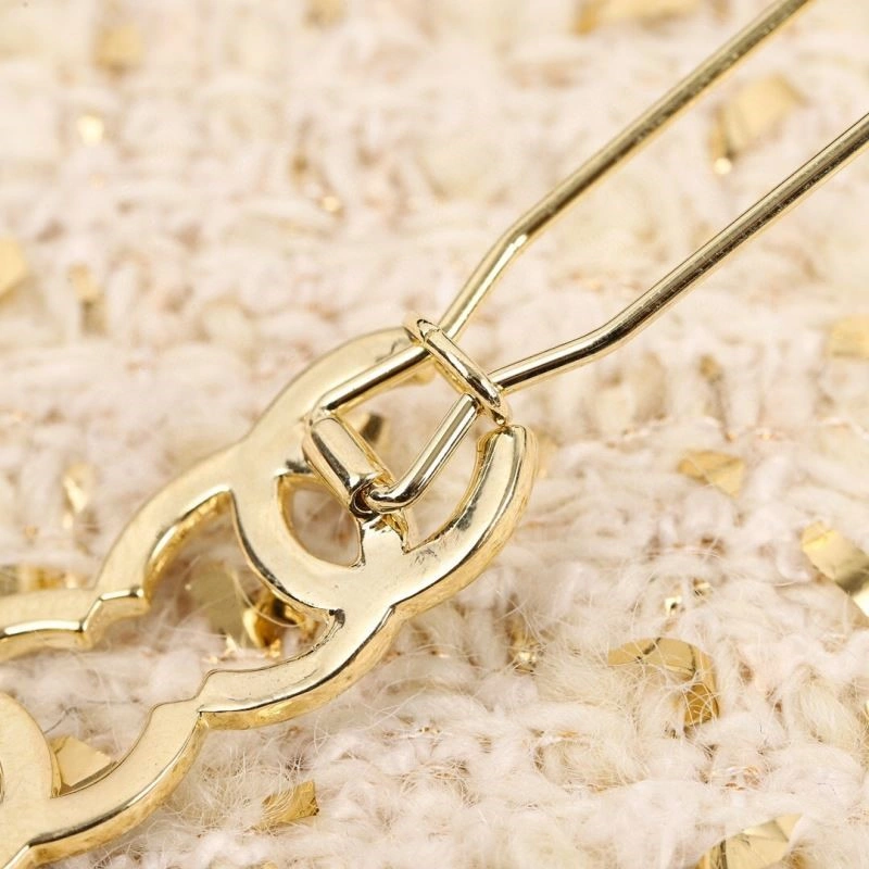 Compact Chanel Hairpins 220910