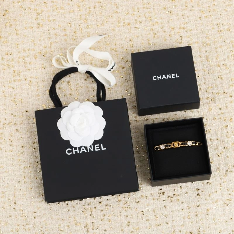 Chanel Hairpins Refined 220970