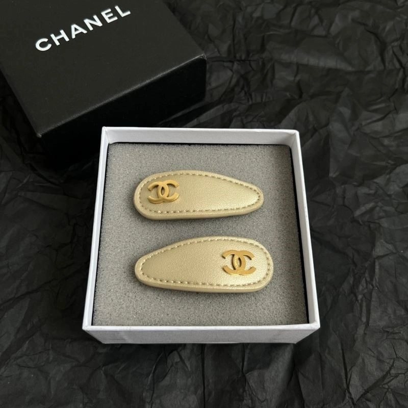 Versatile Chanel Hairpins 220902