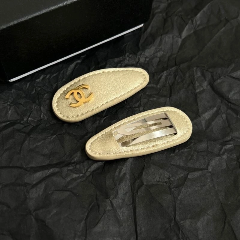 Versatile Chanel Hairpins 220902