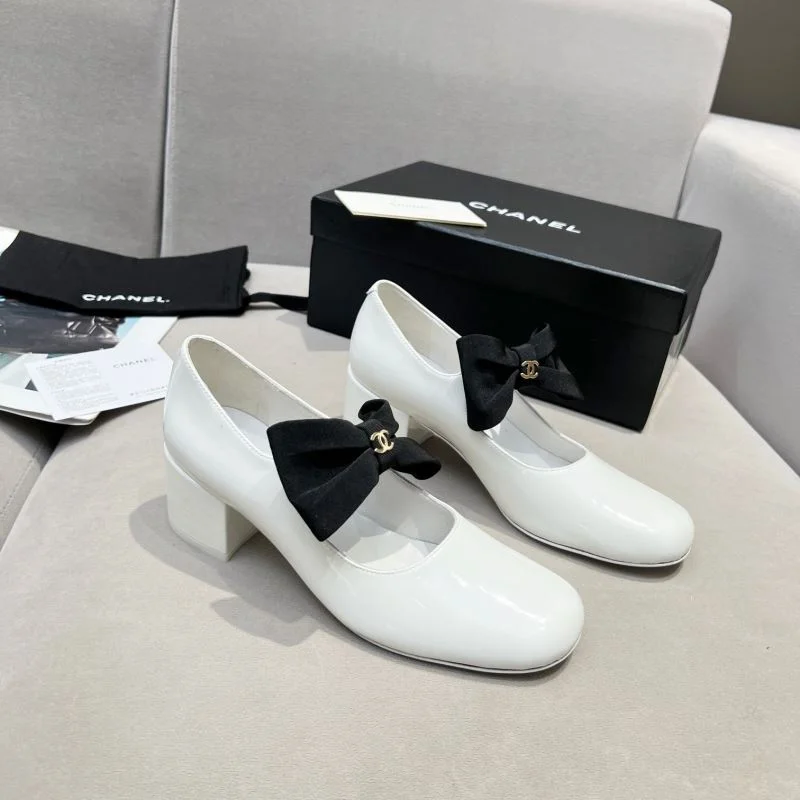 Vibrant Chanel Heeled Shoes 20337