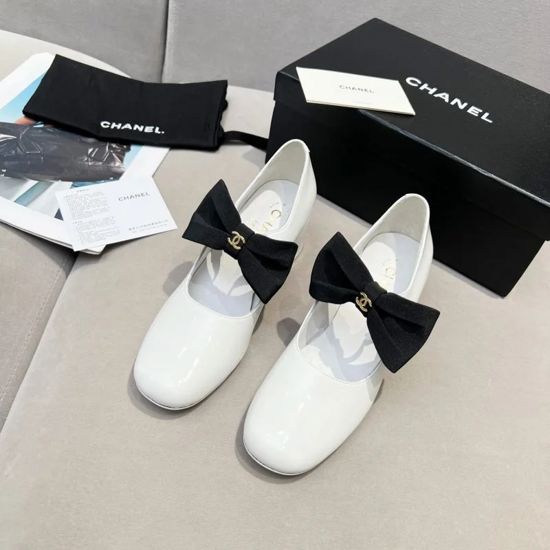 Vibrant Chanel Heeled Shoes 20337