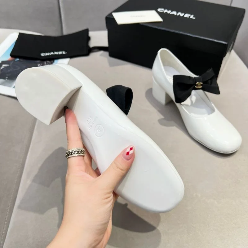 Vibrant Chanel Heeled Shoes 20337