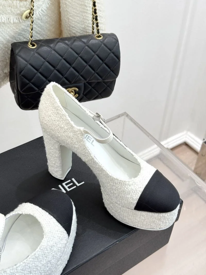 Chanel Heeled Shoes WrinkleFree 19304