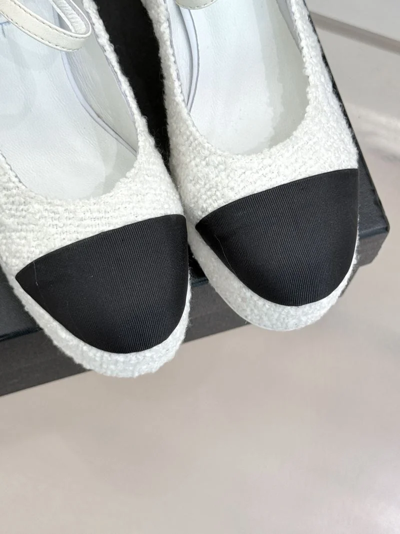 Chanel Heeled Shoes WrinkleFree 19304