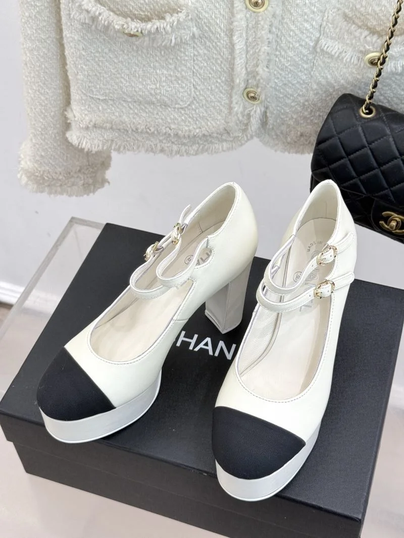 Chanel Heeled Shoes Packable 19296