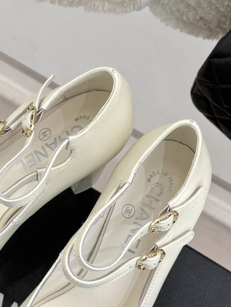 Chanel Heeled Shoes Packable 19296