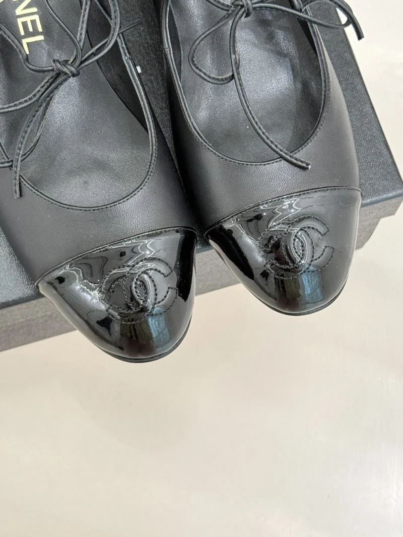 Refined Chanel Heeled Shoes 19317