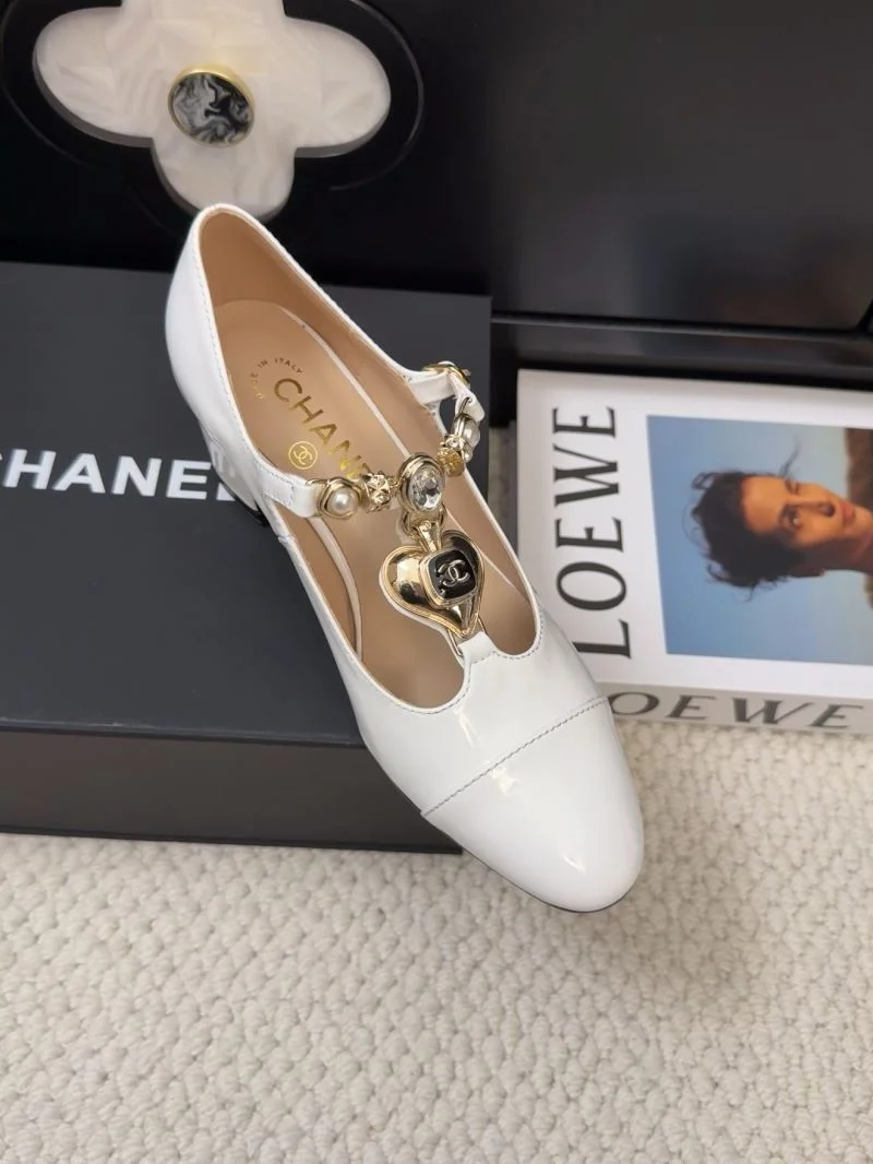 Chanel Heeled Shoes FreshLook 19427