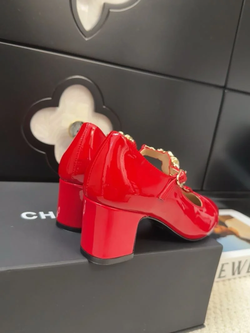 Reliable Chanel Heeled Shoes 19301