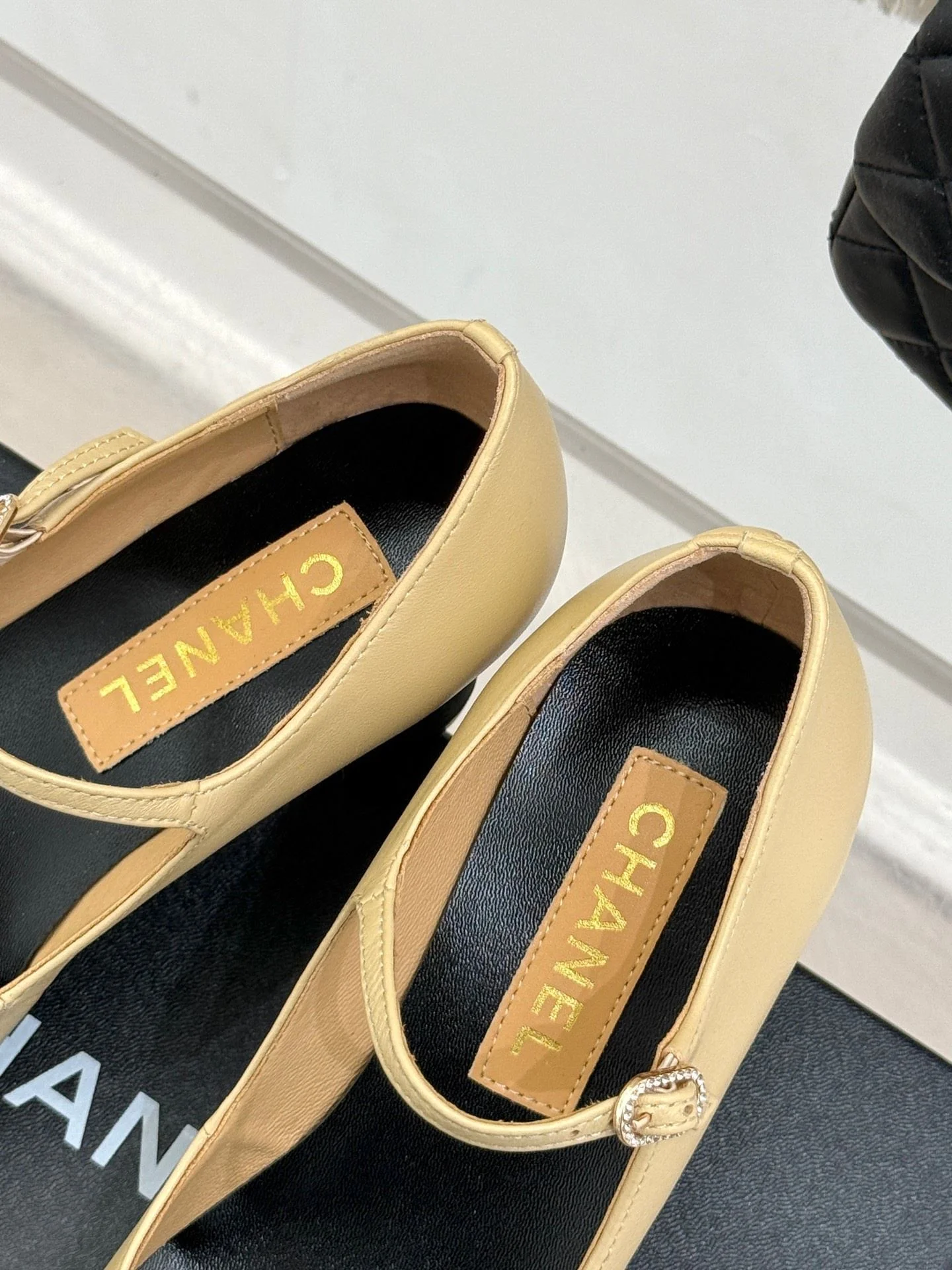 Chanel Heeled Shoes Durable 18190