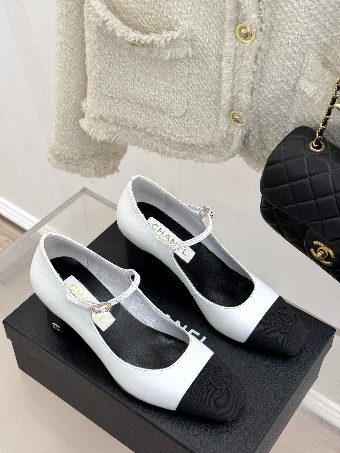 Chanel Heeled Shoes Chic 18197