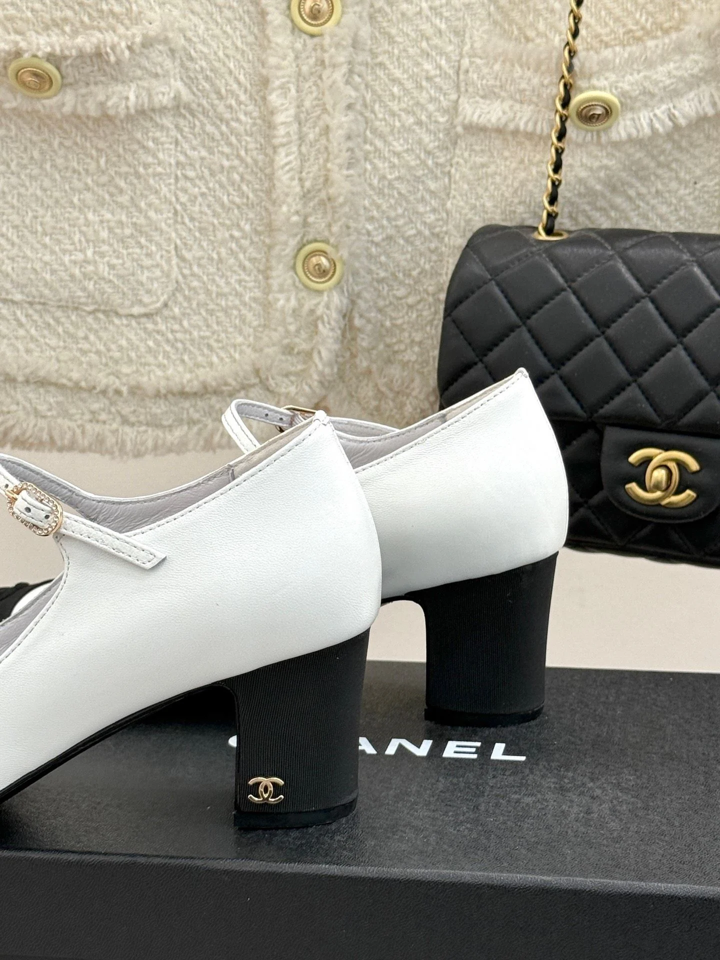 Chanel Heeled Shoes Chic 18197