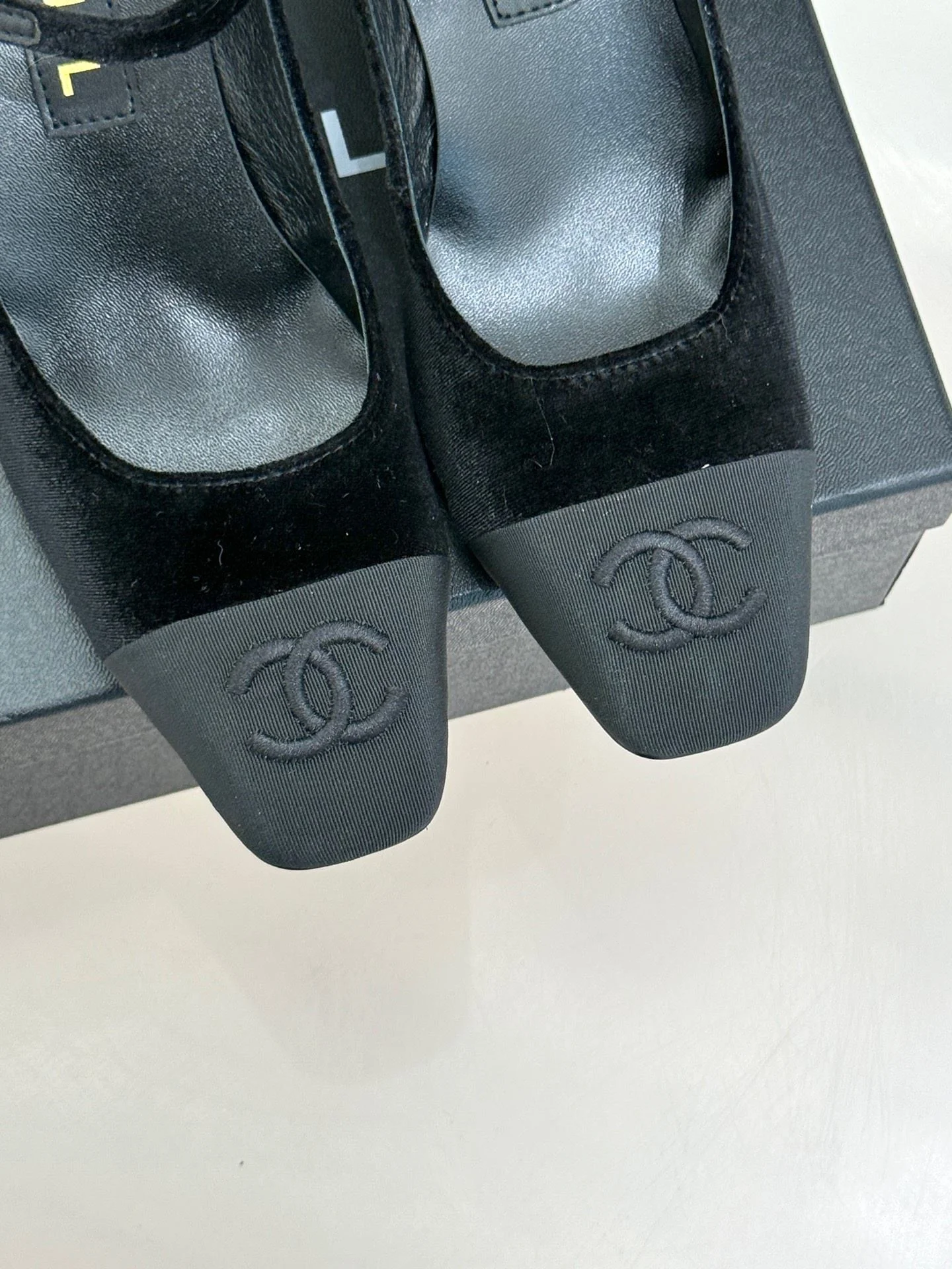 Chanel Heeled Shoes Comfortable 18192