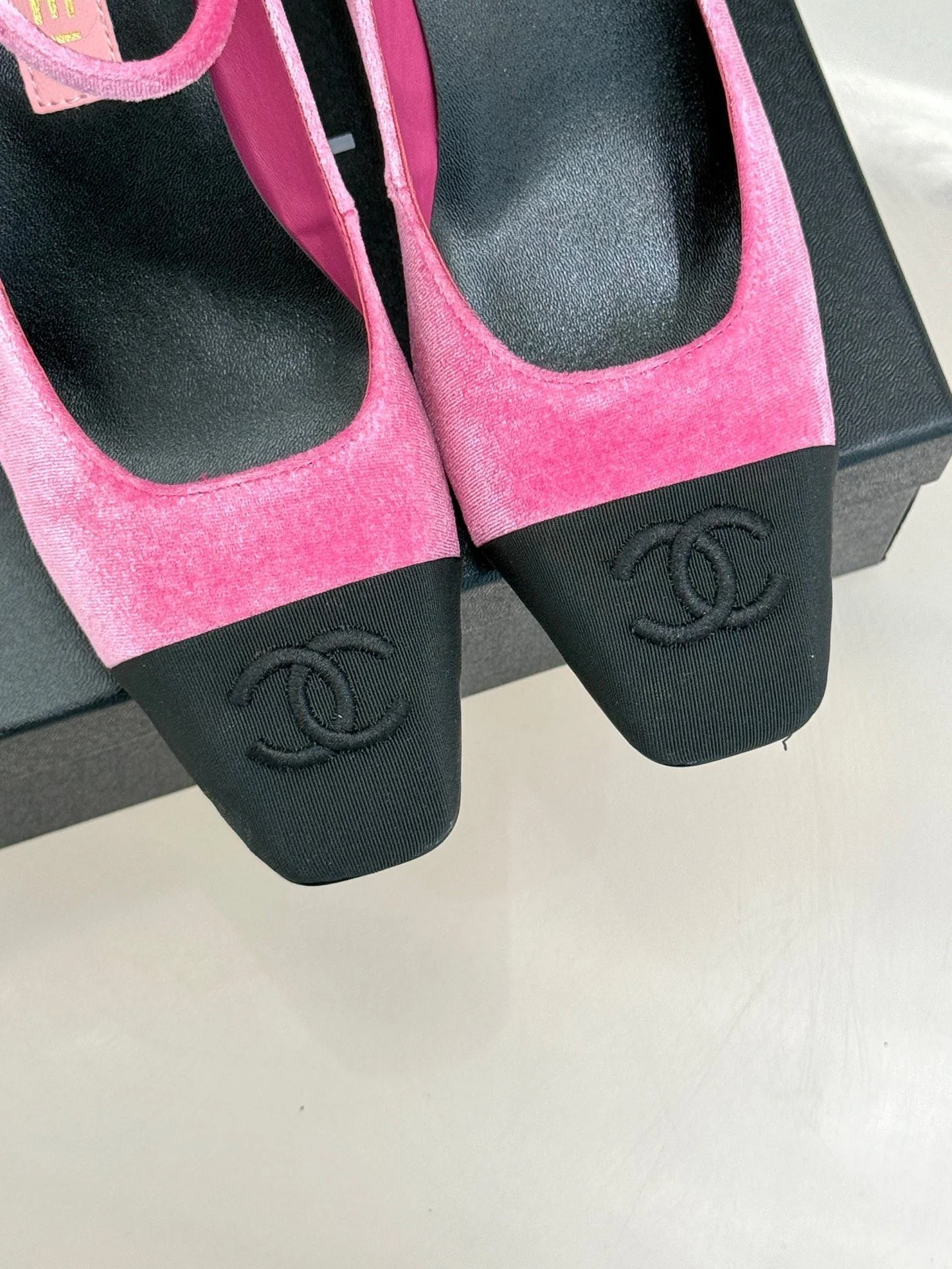 Chanel Heeled Shoes RelaxedFit 18198