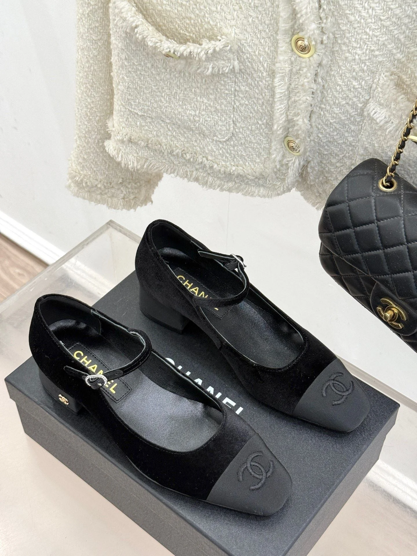 Refined Chanel Heeled Shoes 18191