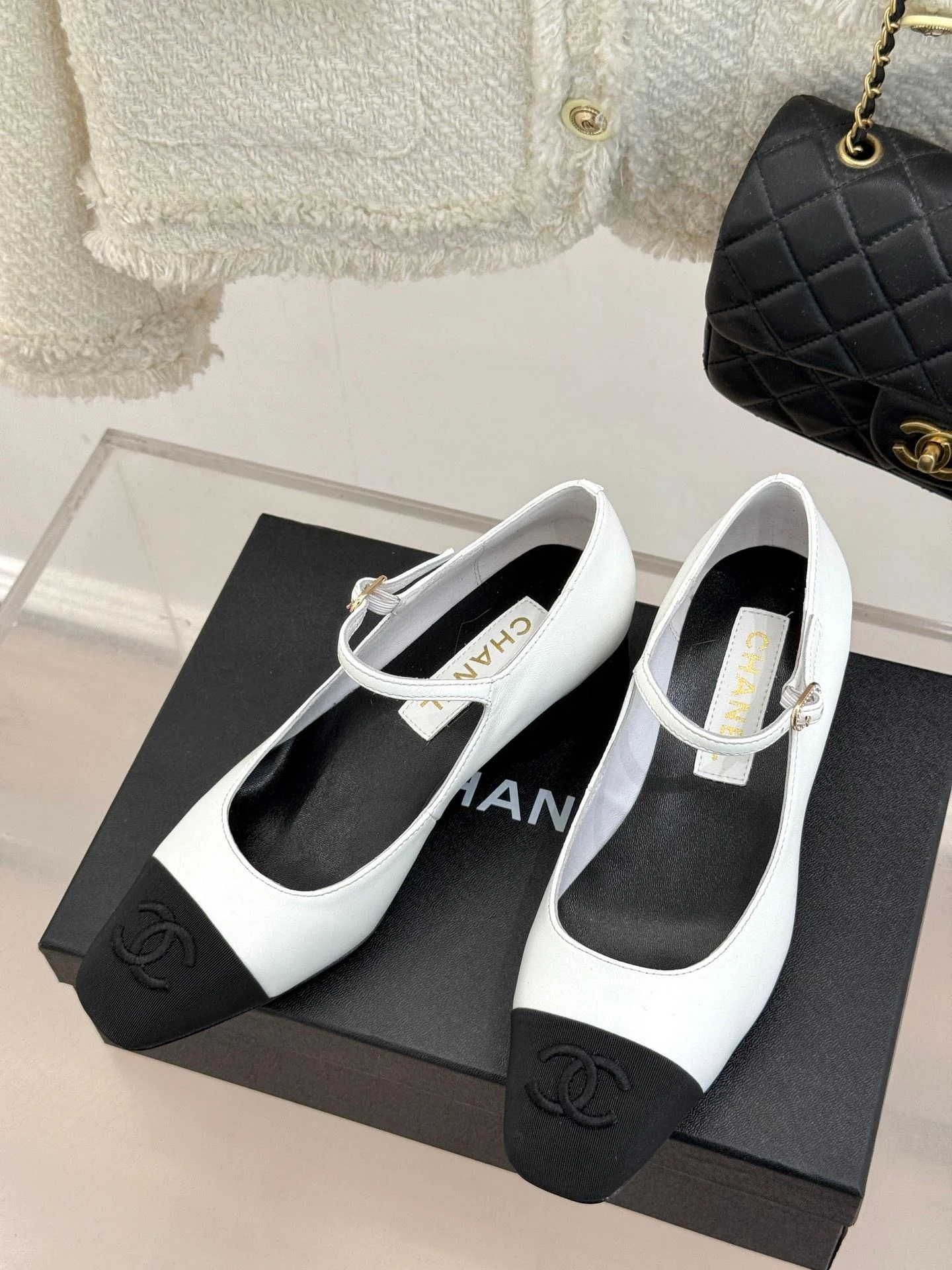 Chanel Heeled Shoes ZeroBulk 18185
