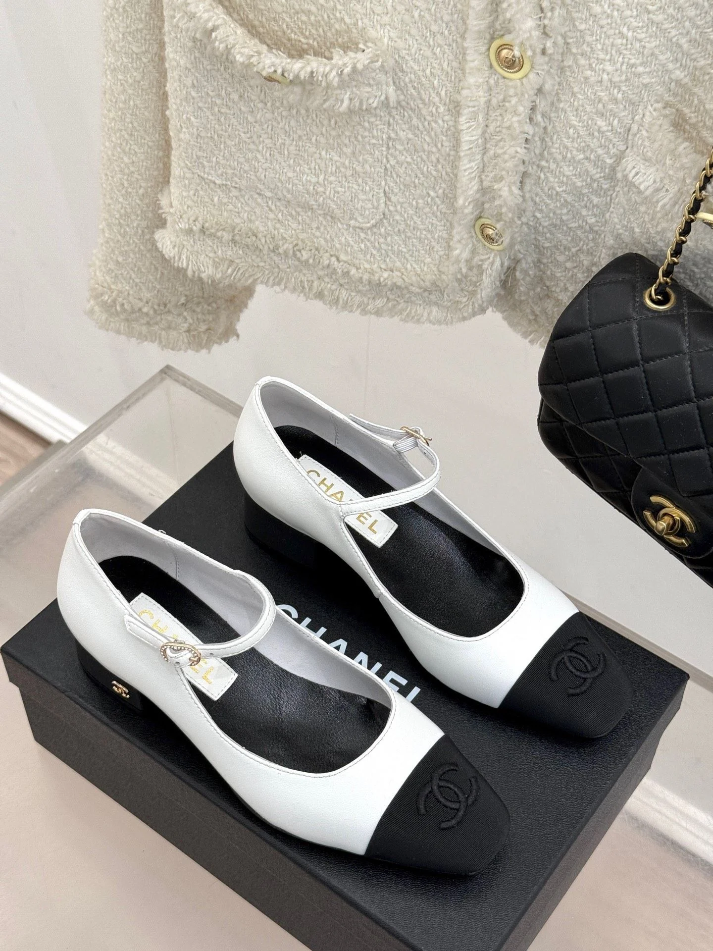 Chanel Heeled Shoes ZeroBulk 18185