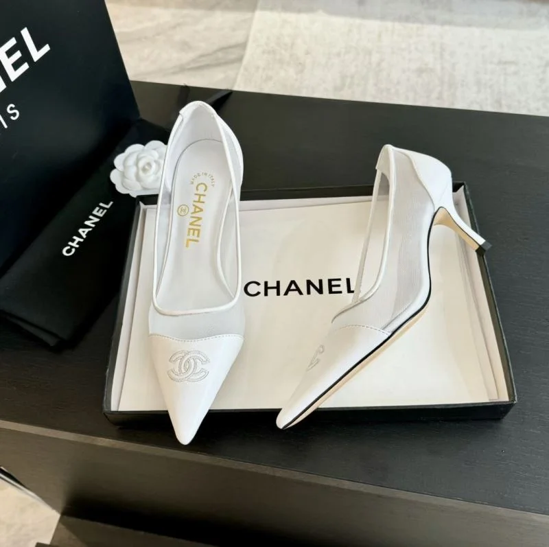 TopPick Chanel Heeled Shoes 18180