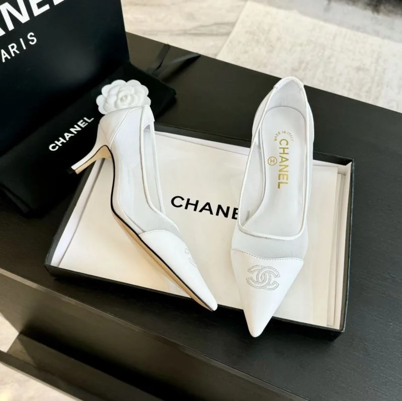 TopPick Chanel Heeled Shoes 18180