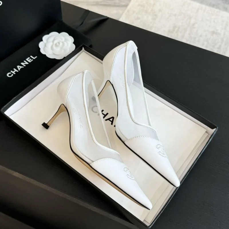 TopPick Chanel Heeled Shoes 18180
