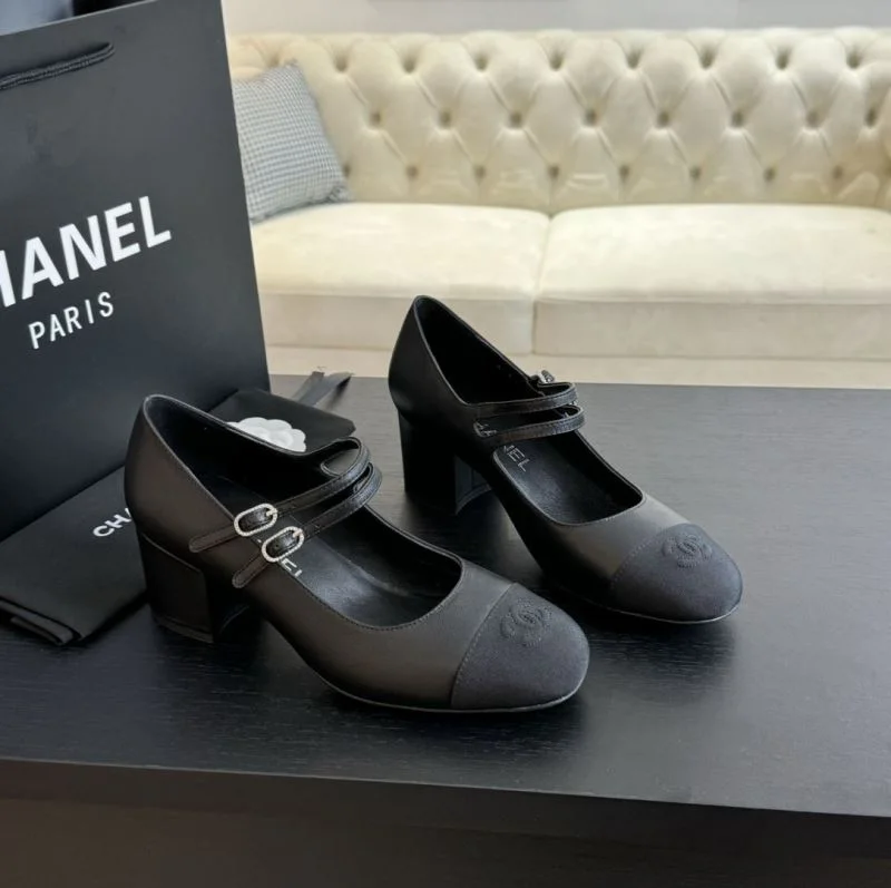 Chanel Heeled Shoes EasyMatch 18241
