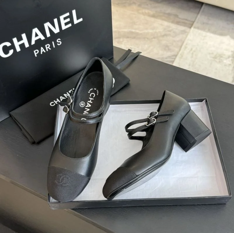 Chanel Heeled Shoes EasyMatch 18241