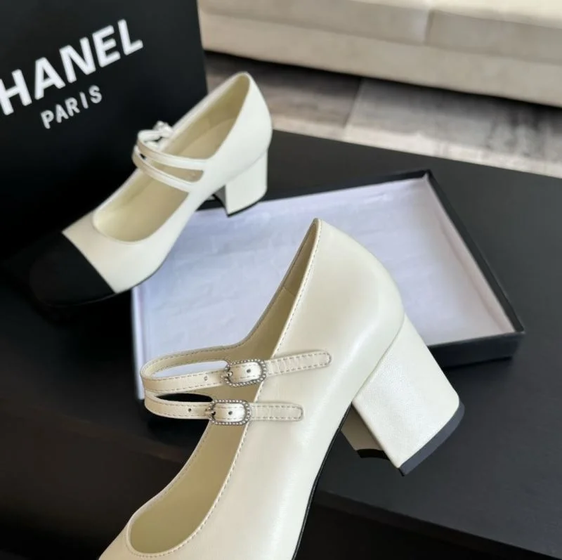 TechFriendly Chanel Heeled Shoes 18174