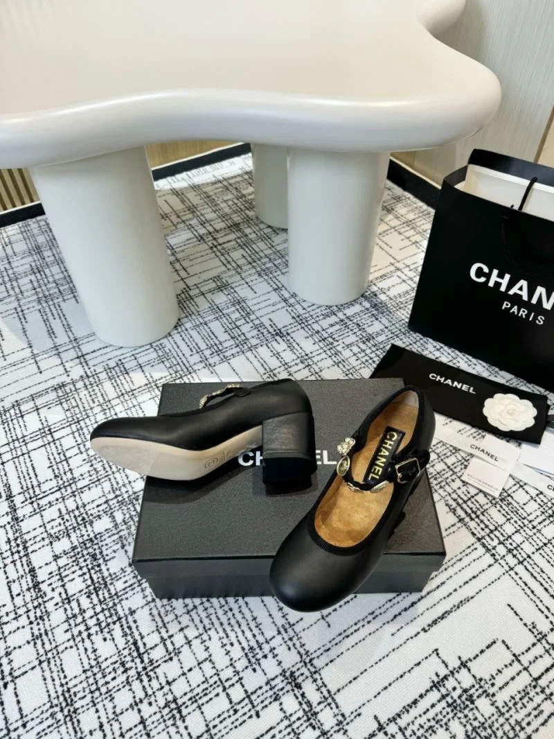 Chanel Heeled Shoes UrbanStyle 18166