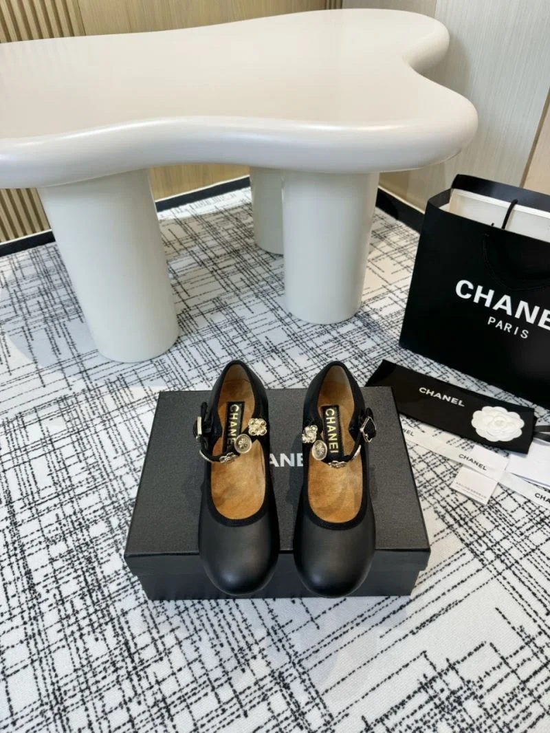 Chanel Heeled Shoes UrbanStyle 18166