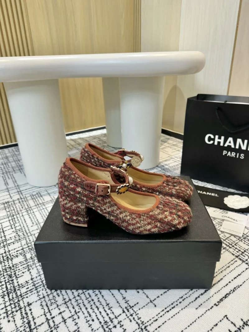 TechFriendly Chanel Heeled Shoes 18170