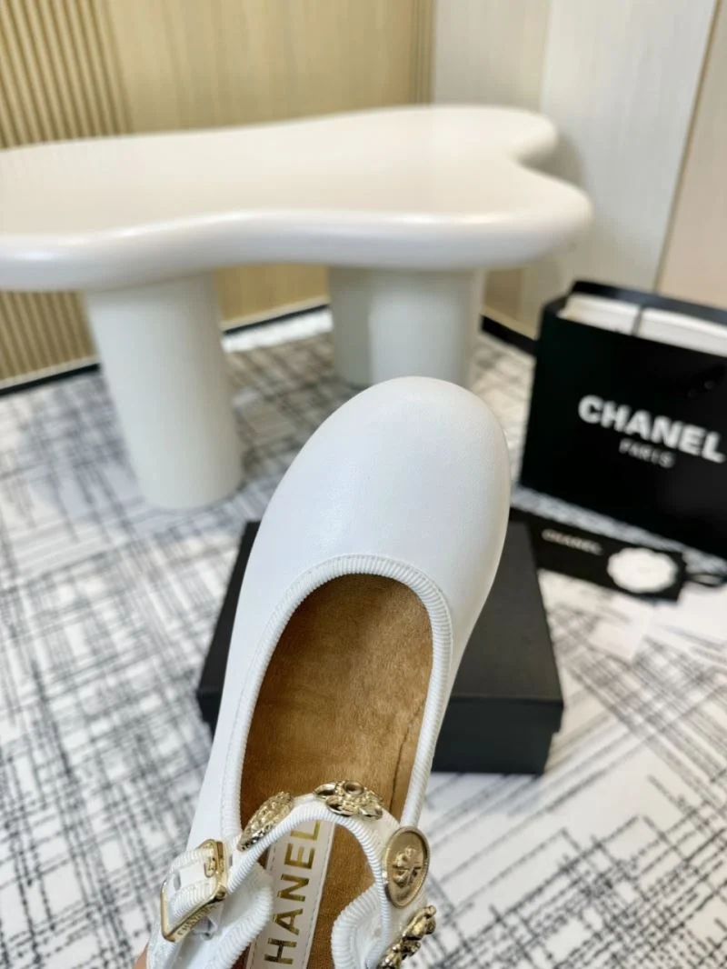 Chanel Heeled Shoes Efficient 18163