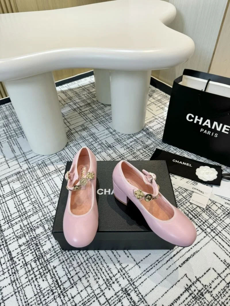 Chanel Heeled Shoes Colorful 18162
