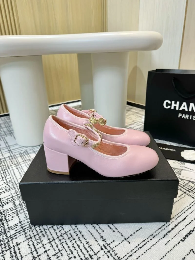 Chanel Heeled Shoes Colorful 18162
