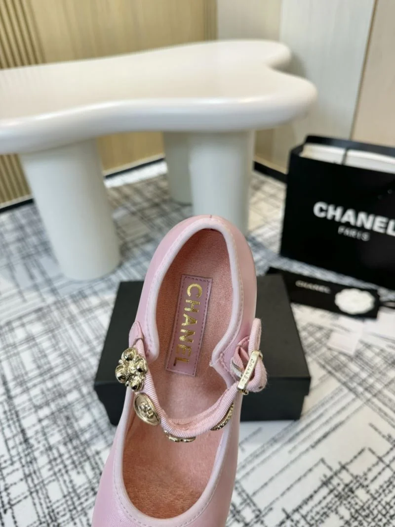 Chanel Heeled Shoes Colorful 18162
