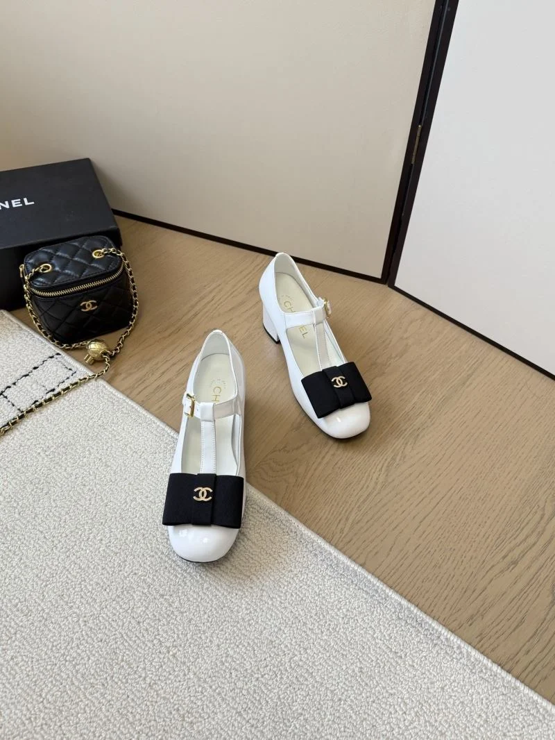 Sustainable Chanel Heeled Shoes 18165