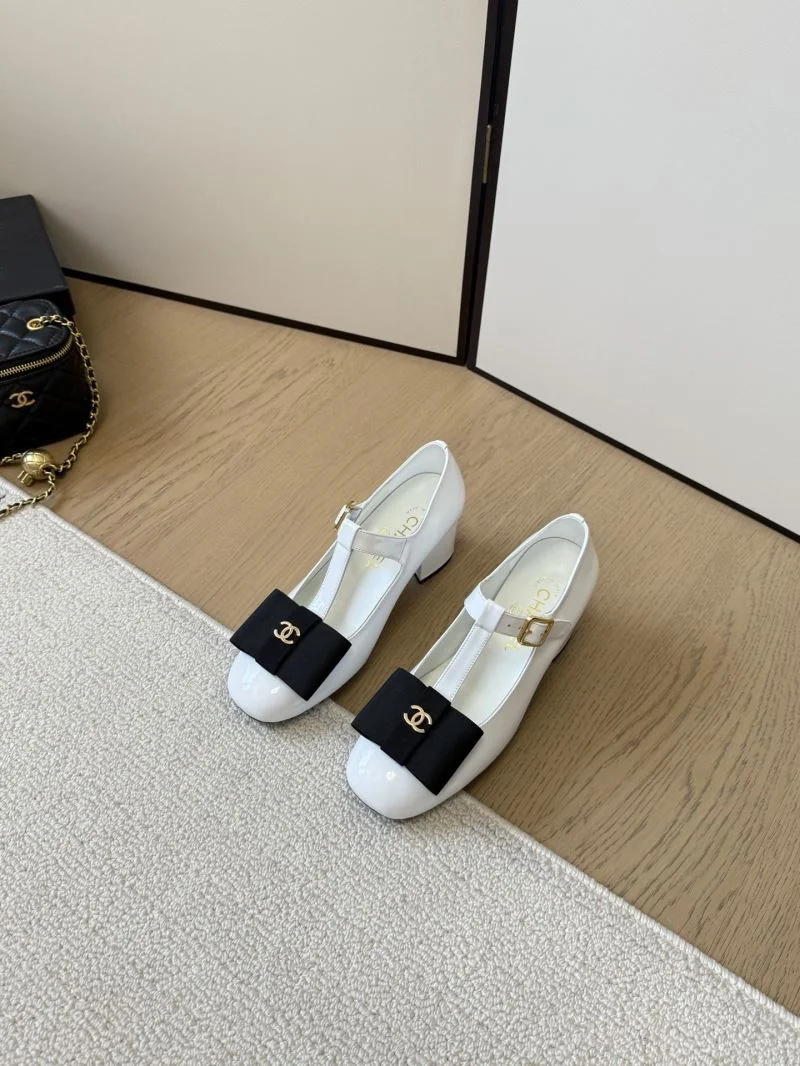 Sustainable Chanel Heeled Shoes 18165