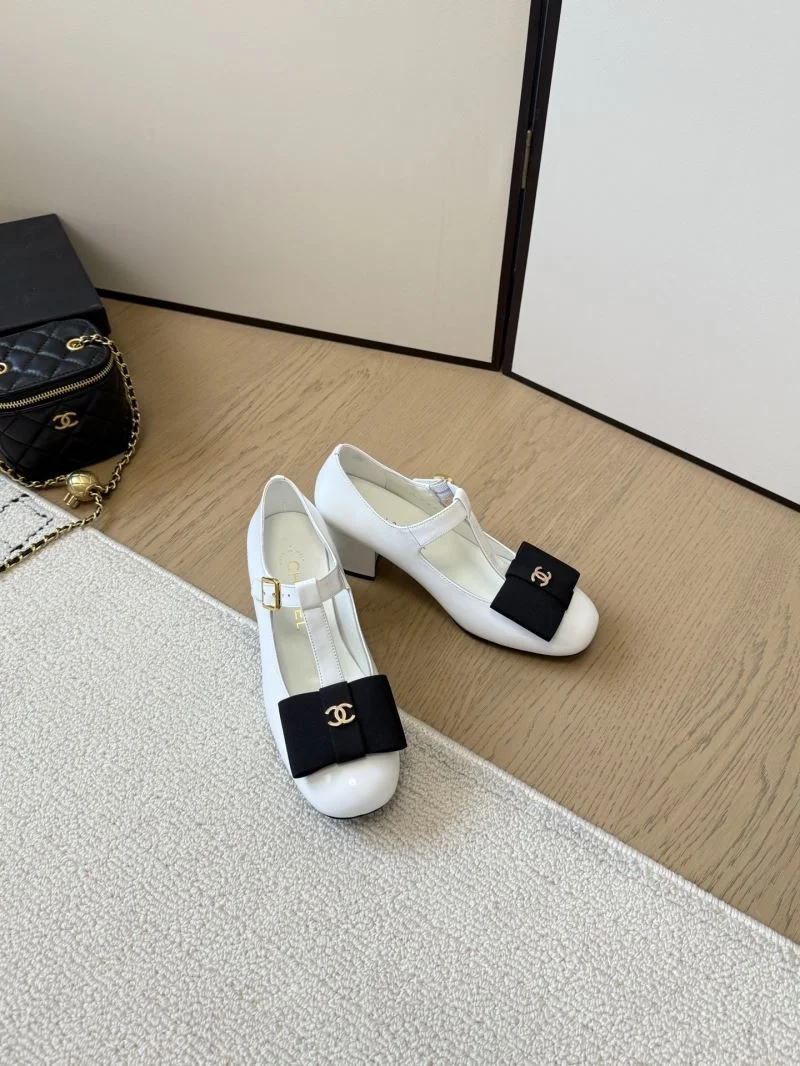 Sustainable Chanel Heeled Shoes 18165