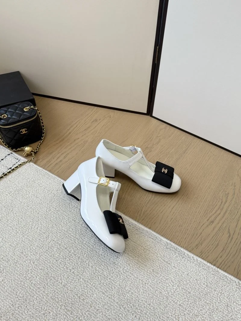 Sustainable Chanel Heeled Shoes 18165