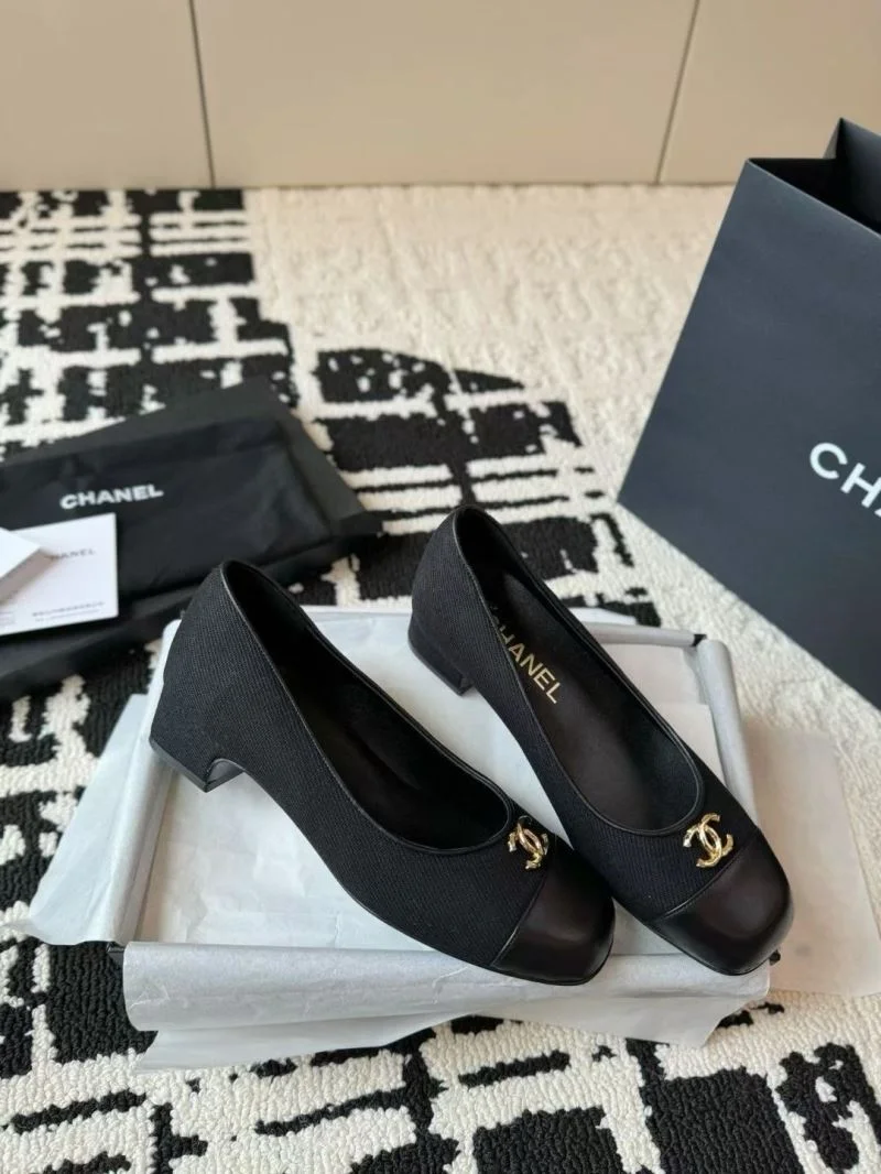 Sporty Chanel Heeled Shoes 18181
