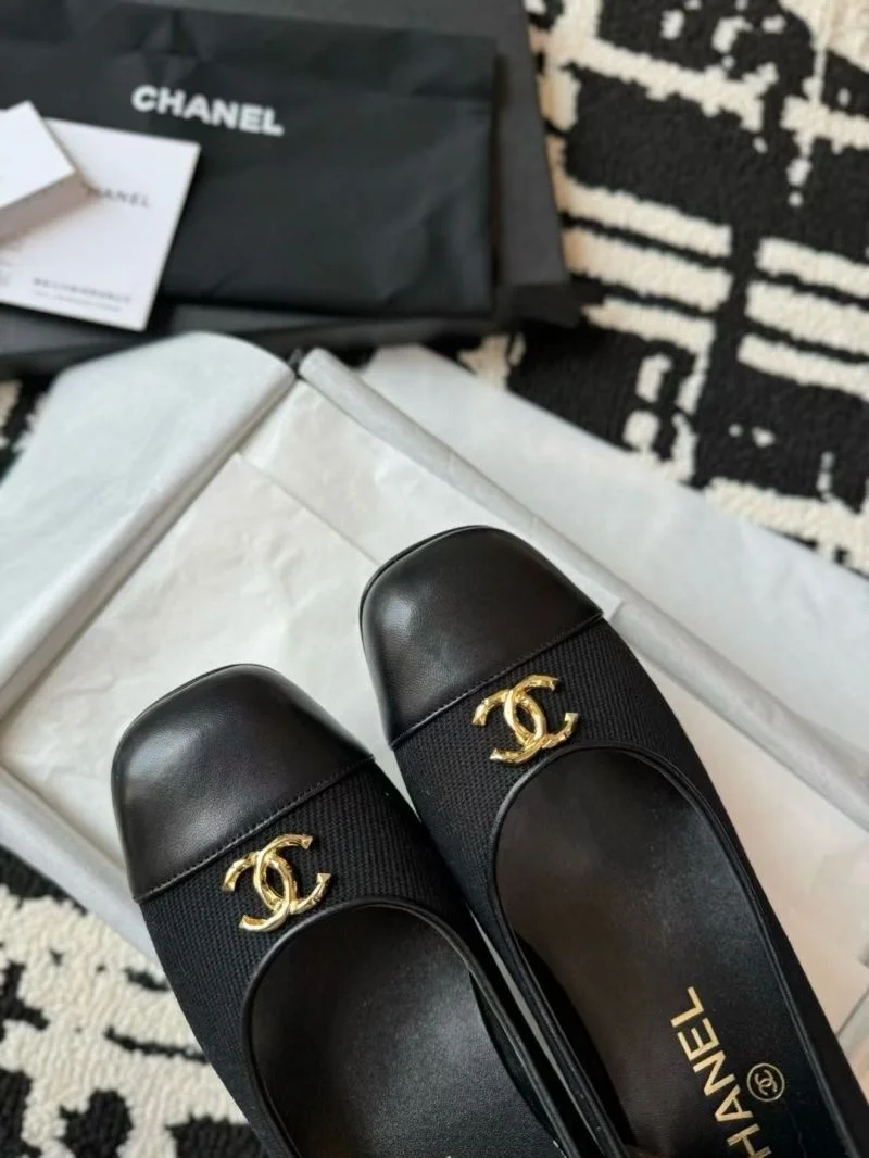 Sporty Chanel Heeled Shoes 18181