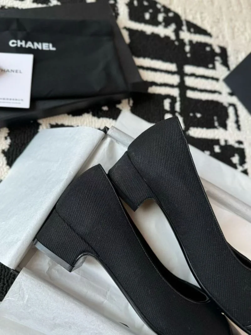 Sporty Chanel Heeled Shoes 18181