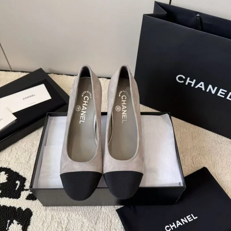 ComfortFit Chanel Heeled Shoes 18143