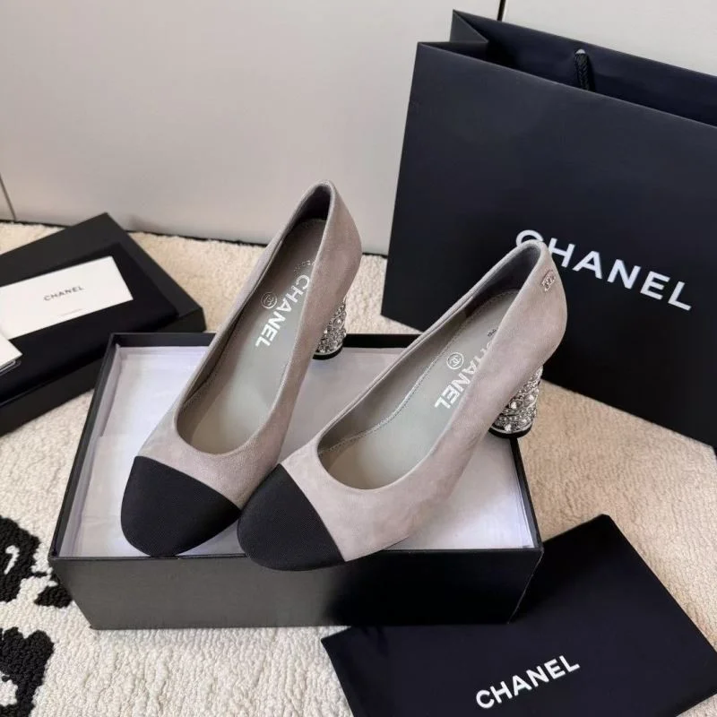ComfortFit Chanel Heeled Shoes 18143