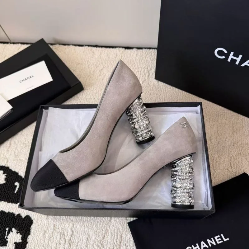 ComfortFit Chanel Heeled Shoes 18143