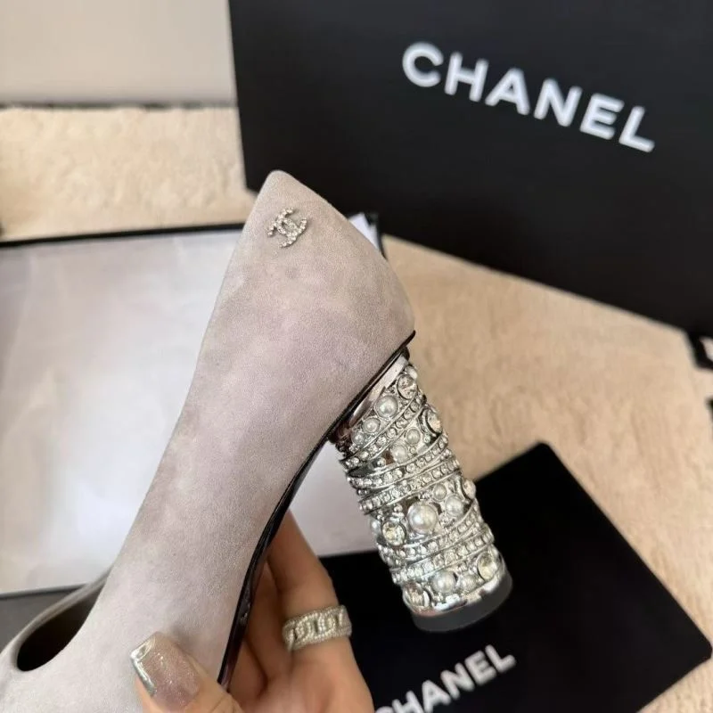 ComfortFit Chanel Heeled Shoes 18143